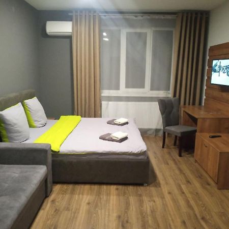 Apartment Yes 41 Užhorod Esterno foto